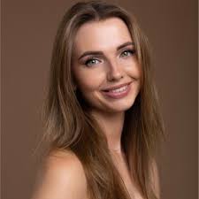 Afgestudeerd! 🎓 Met trots kan ik delen dat ik mijn International…