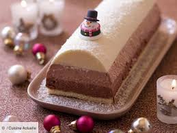 Buche De Noel Aux Trois Mousses Au Chocolat Recettes Recette Mousse Au Chocolat Desserts Fantaisie Buche De Noel