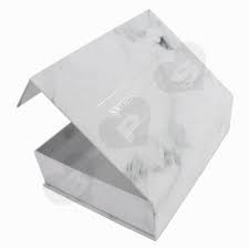 This feature also makes silver paper cosmetic rigid boxes versatile and unique, which is a great way to break free from the clutter of hundreds of cosmetic brands. Luxury Wig Packaging Boxes With Silver Stamping Shanghai Bps