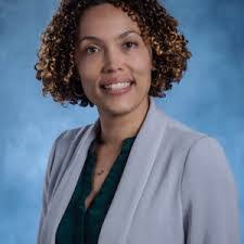 Ashlee Davis's Instagram, Twitter & Facebook