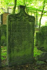 Judischer Friedhof In Hamburg Altona Burgdame In 2020 Judischer Friedhof Friedhof Hamburg Altona