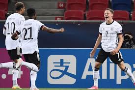 Die auswahlmannschaften von ungarn und slowenien waren als veranstalter der endrunde bereits für diese qualifiziert. Cfvx Kull M8wm