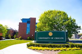 680+ University Of Oregon Stock Photos ...