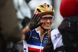Et elle peut compter sur son compagnon julien absalon pour la soutenir. Uci Mtb On Twitter Cyclist Mtb Bike