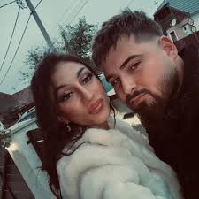 Vand generatoarele nou nouti la cutii sigilat 10kW 220 si 380 motor benzina  4 timpi