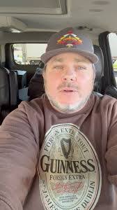 Eric Petras's Instagram, Twitter & Facebook