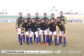 Pengertian sepak bola adalah salah satu cabang olahraga yang berobjek bola dan dimainkan oleh dua buah tim beranggotakan masing masing 11 pemain pengertian sepak bola menurut ahli yaitu agus salim, seorang ahli, sepak bola adalah jenis olahraga yang memainkan bola menggunakan kaki. Malaysia B 16 Tewaskan Singapura 4 0 Mh Online
