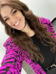 Social Media Is In Awe Of Dolphins Braxton Berrios' Girlfriend Alix Earle's  Halloween Costume (PICS) READ MORE:  https://www.totalprosports.com/nfl/alix-earle-braxton-berrios-halloween-costume/