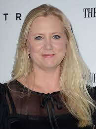 Laura Bickford's Instagram, Twitter & Facebook