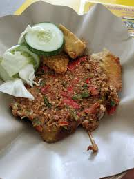 Ayam gepuk sambel bawang pak gembus merupakan. Naufalantezem On Twitter Chilli Level 100 Waktu Makan Aku Dah Mula Fikir Harta Aku Nak Wasiatkan Pada Siapa Sebab Pedas Sambal Dia Boleh Bawa Maut Kau Boleh Pilih Berapa Banyak