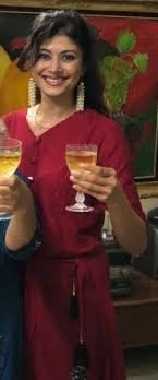 Entertainment written by divya goyal updated: Pooja Batra Wiki Age Husband Boyfriend Family Biography More Wikibio