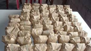 Hp kena minyak goreng dapat anda atasi dengan berbagai cara, tetapi tetap menggunakan langkah hal ini untuk mencairkan minyak, sembari menggunakan lap kertas untuk menyerap dan menyekanya. Waspada Kertas Minyak Cokelat Pembungkus Nasi Bisa Sebabkan Penyakit Berbahaya Termasuk Kanker Tribunstyle Com