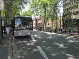Trouver lafor t lorient jean jaur s heures d'ouverture et les itinéraires ou la carte. Toulouse On A Teste Le Bus Qui Remplace La Ligne A Du Metro Pendant L Ete Actu Toulouse