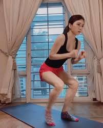 On 31 december 2017, she announced that she would be leaving mediacorp. 870 Likes 42 Comments Sora Ma é©¬è‰ºç'„ Soramayx On Instagram å¤±è´¥äº†å†æ¥first Attempt ä¸€èµ·çŽ©èµ·æ¥ Faded Alan Wal Workout Sporty Running
