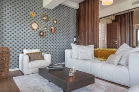 Préencollé et sans odeur, il se pose facilement. Salon Avec Du Papier Peint Photos Et Idees Deco De Salons Avril 2021 Houzz Fr