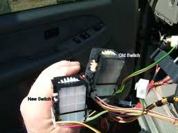 Engine wiring includes starter and gauge sender leads for water temp, oil pressure, voltmeter, and tach. Silveradosierra Com How To Replace An Ignition Switch In A 2000 Silverado How To Articles