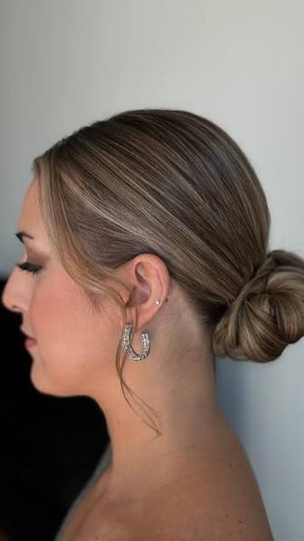 Bridal hairstyle look 🧖‍♀️ Sleek low bun with teen front face framing pieces 😊 How do you like it? #hair #hairstyle #hairstylist #bridalhair #bridalhairstyle #bridalinspo #bride #bridalhairstyles ...