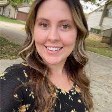 Kara Hancock's Instagram, Twitter & Facebook