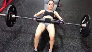 Hip Thrust Gym Camel Toe Big Pussy Rachada Dividida Pacote | xHamster