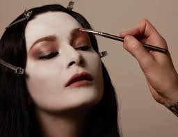 This is from last saturday. Halloween How To Morticia Addams Into The Gloss