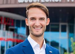 Die WEBERZEILE startet modisch in den Frühling