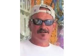 Scott Knickerbocker's Instagram, Twitter & Facebook