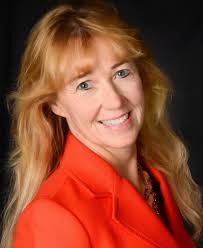 Laura Hankins's Instagram, Twitter & Facebook