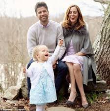Самые новые твиты от franco amurri (@amurri): Susan Sarandon S Daughter Eva Amurri Announces She Is Expecting A Second Child Daily Mail Online