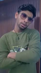 Kaun है re 😂#viral , ., #viralshortsreels , ., #influencer ,  #trendingreels , ., .#explorepage , @ambuj8530