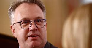 Banks' liquidity shift and its impact