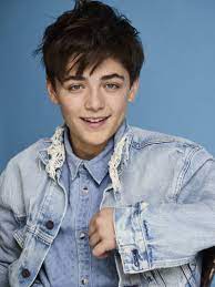 Asher Angel Birthday Real Name Family Age Weight Height Girlfriend S Bio Facts More Andi Mack Asher Angel