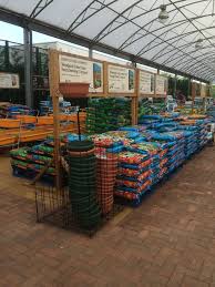Dobbies Chesterfield Garden Centre Garden Retail Lifestyle Layout La Garden Center Displays Garden Center Diy Greenhouse Plans