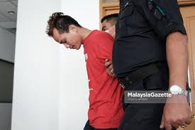 Suspek utama yang disyaki terbabit dalam kes samun dan tetak bekas pengarah it mardi, dr wan hassan wan embong, sudah ditahan polis. Suspek Kes Rogol Cabul Dan Samun Mengaku Tidak Bersalah