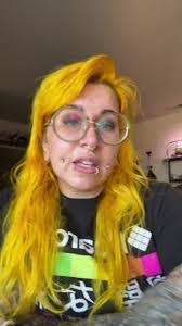 Kat Peak's Instagram, Twitter & Facebook