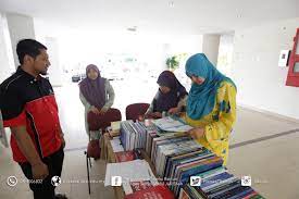 Fpe fakulti pengurusan dan ekonomi. Pemilihan Buku Oleh Pensyarah Fakulti Pembangunan Manusia Upsi Perpustakaan Tuanku Bainun