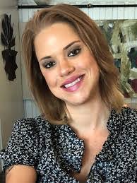 Kathryn Halstead's Instagram, Twitter & Facebook