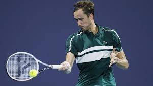 Medvedev plays a bit like novak djokovic with a bigger serve. Daniil Medvedev Trainer Verrat So Geht Es Dem Russen Nach Seiner Infektion Mit Sars Cov 2 Eurosport