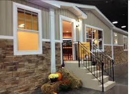 Clayton Home Show Mobile Home Living Remodeling Mobile Homes Clayton Homes Mobile Home Exteriors