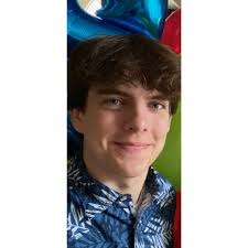 Evan Robinson's Instagram, Twitter & Facebook