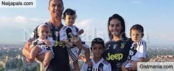 Cristiano ronaldo would not have relished seeing his sister, elma aveiro, criticize juventus boss maurizio sarri's use of the star during his side's cup final defeat, according to the wife of juve goalkeeper gianluigi buffon. Cristiano Ronaldo Poses With His Wife And Children In Matching Juventus Jerseys Photos Gistmania