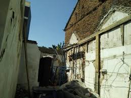 Berikut 8 panduan renovasi rumah yang hemat dan efisien di indonesia berikut estimasi dan tabel simulasinya. Jasa Renovasi Rumah Sidoarjo Sion Construction