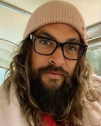 Jason in Sidney in purple beanie with Damian Bray 💜🩷🩷