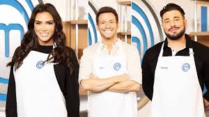 Katie price leaves gregg wallace speechless as she causes chaos in the kitchen in new 1.1k shares celebrity masterchef 2021: Celebrity Masterchef 2021 Full Line Up Including Katie Price And Joe Swash Heart