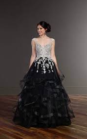 Finde langarm maxikleider in verschiedenen farben & designs. Schwarzes Brautkleid Im Prinzessin Stil Martina Liana