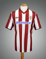 As athletic club bilbao prepare to take to the pitch next matchday, rely on kitbag usa for the very browse our assortment of 2019 athletic club bilbao jerseys and kits in the brand new styles to be. Athletic Bilbao Home Jersey 2012 13 Athletic Bilbao Umbro Jersey Colors Red And White