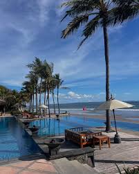 Not a half bad start to 28… 🥂