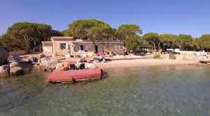 Trascorrere una vacanza a la maddalena è come vivere un sogno ad occhi aperti. Casa In Affitto Sul Mare La Maddalena Villa Giardinelli