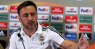 Vitor pereira, çalıştırdığı takımlarda disiplinli oluşu ve çok fazla taktik üretmesi ile tanındı. Fenerbahce De Vitor Pereira Kac Puan Topladi 2015 2016 Puan Durumu Vitor Pereira Kariyeri Nasil Takvim