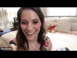 Isabella Ackerman's Instagram, Twitter & Facebook