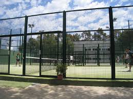 It's played professionally, but also offers a way to pass the time at a college dorm or a large indoor area. Padel Sport Wikipedia